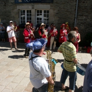 Fanfare Prise de bec à Rochefort-en-Terre, juillet 2010