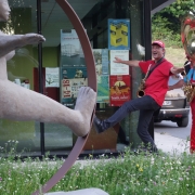 La fanfare Prise de bec à la fête de la musique de Montauban-de-Bretagne, juin 2014